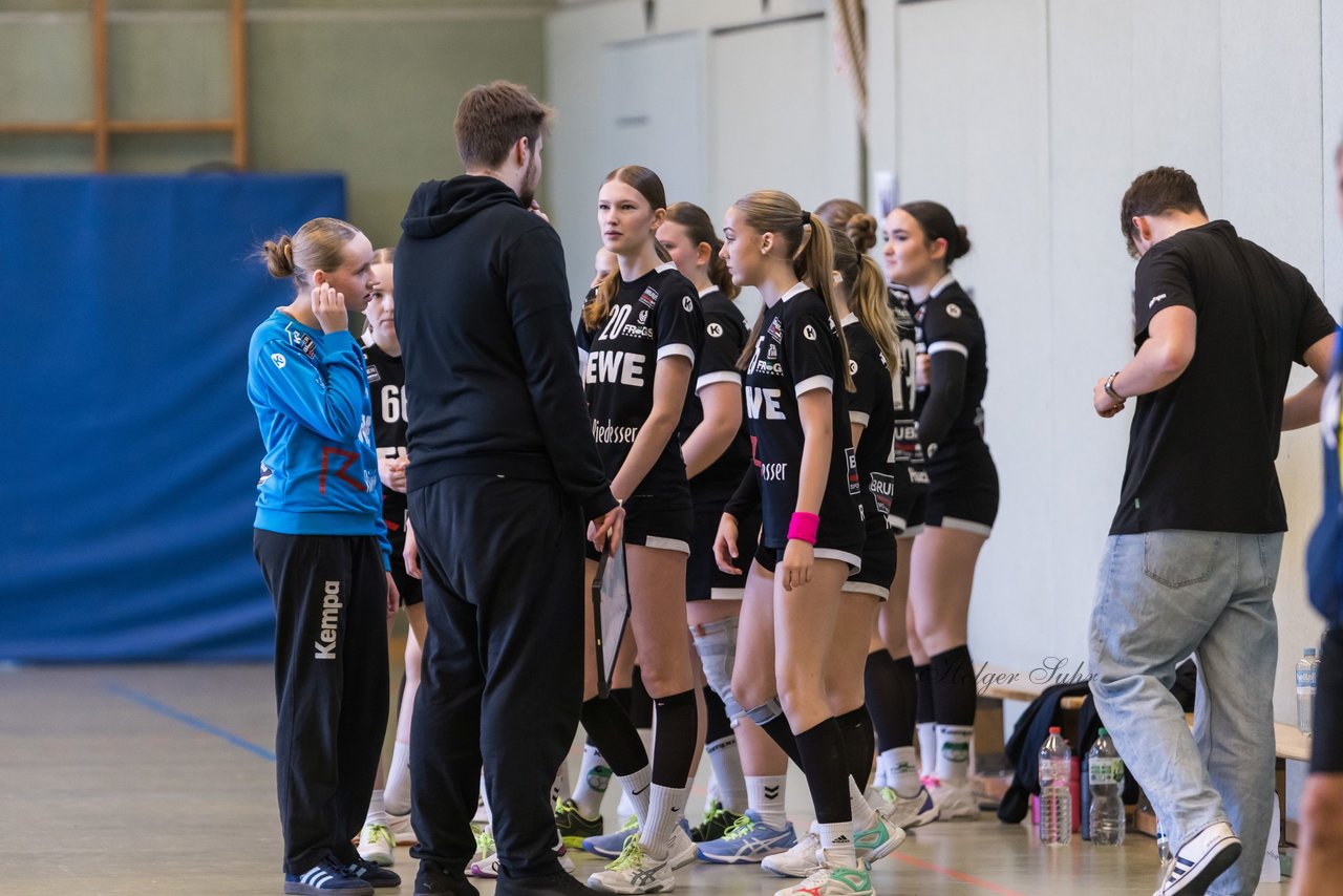 Bild 124 - wBJ SV Henstedt Ulzburg - Bramstedter TS : Ergebnis: 27:15
